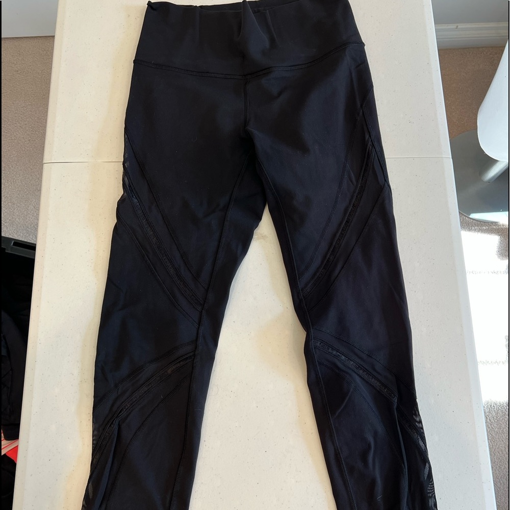 Lululemon size 10/12 high rise mid calf tight length